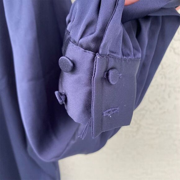 Chico's Women's Navy Blue Satin V-Neck Blouse Size 2 (US 12/14) Long Sleeve - Picture 7 of 7